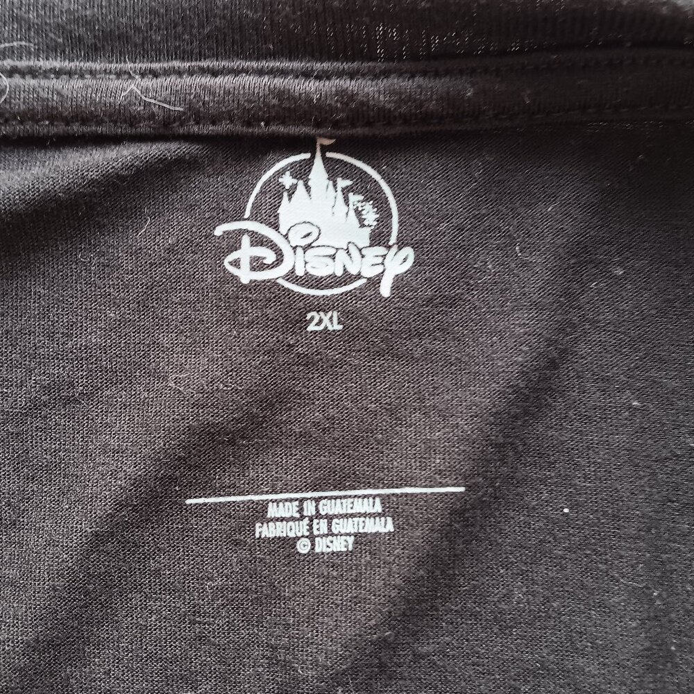 Disney Star Wars Baby Yoda The Mandalorian V-Neck Tee Shirt Black Pink 2XL - Picture 2 of 8